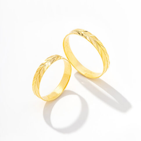 Par de Alianças Banhada Ouro 18K - American